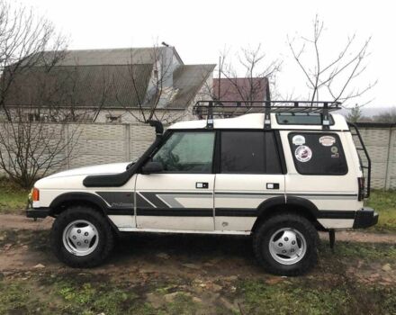 Белый Ленд Ровер Дискавери, объемом двигателя 2.5 л и пробегом 334 тыс. км за 6900 $, фото 3 на Automoto.ua