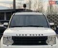Белый Ленд Ровер Дискавери, объемом двигателя 4.39 л и пробегом 250 тыс. км за 13500 $, фото 2 на Automoto.ua