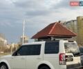 Белый Ленд Ровер Дискавери, объемом двигателя 4.39 л и пробегом 250 тыс. км за 13500 $, фото 3 на Automoto.ua
