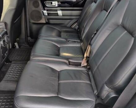 Білий Ленд Ровер Діскавері, об'ємом двигуна 3 л та пробігом 316 тис. км за 14800 $, фото 24 на Automoto.ua