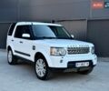 Белый Ленд Ровер Дискавери, объемом двигателя 3 л и пробегом 320 тыс. км за 13450 $, фото 1 на Automoto.ua