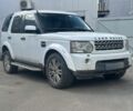 Білий Ленд Ровер Діскавері, об'ємом двигуна 5 л та пробігом 297 тис. км за 6999 $, фото 1 на Automoto.ua
