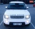 Белый Ленд Ровер Дискавери, объемом двигателя 3 л и пробегом 248 тыс. км за 13800 $, фото 7 на Automoto.ua