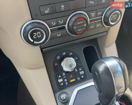 Білий Ленд Ровер Діскавері, об'ємом двигуна 2.99 л та пробігом 280 тис. км за 14999 $, фото 13 на Automoto.ua
