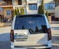 Білий Ленд Ровер Діскавері, об'ємом двигуна 3 л та пробігом 339 тис. км за 18500 $, фото 3 на Automoto.ua