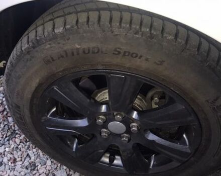 Білий Ленд Ровер Діскавері, об'ємом двигуна 2.99 л та пробігом 168 тис. км за 20800 $, фото 20 на Automoto.ua