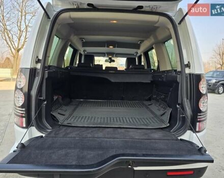 Белый Ленд Ровер Дискавери, объемом двигателя 2.99 л и пробегом 226 тыс. км за 20999 $, фото 30 на Automoto.ua