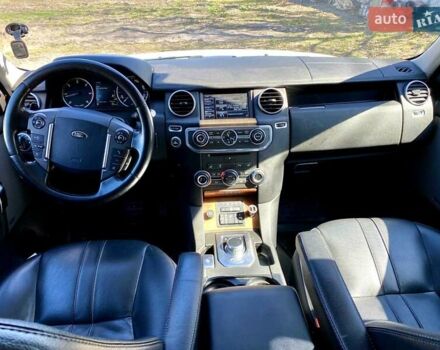 Белый Ленд Ровер Дискавери, объемом двигателя 2.99 л и пробегом 184 тыс. км за 16499 $, фото 10 на Automoto.ua