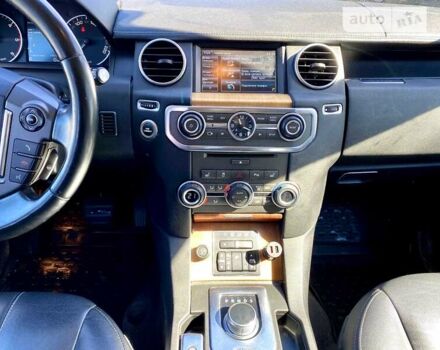 Белый Ленд Ровер Дискавери, объемом двигателя 2.99 л и пробегом 184 тыс. км за 16499 $, фото 9 на Automoto.ua