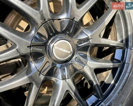 Белый Ленд Ровер Дискавери, объемом двигателя 2.99 л и пробегом 184 тыс. км за 16499 $, фото 8 на Automoto.ua