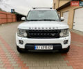 Білий Ленд Ровер Діскавері, об'ємом двигуна 2.99 л та пробігом 198 тис. км за 19900 $, фото 2 на Automoto.ua