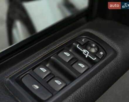 Белый Ленд Ровер Дискавери, объемом двигателя 2.99 л и пробегом 226 тыс. км за 20999 $, фото 35 на Automoto.ua