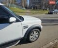 Білий Ленд Ровер Діскавері, об'ємом двигуна 3 л та пробігом 270 тис. км за 17000 $, фото 3 на Automoto.ua