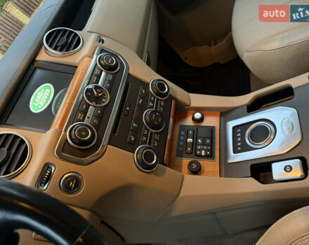 Белый Ленд Ровер Дискавери, объемом двигателя 3 л и пробегом 190 тыс. км за 19000 $, фото 12 на Automoto.ua