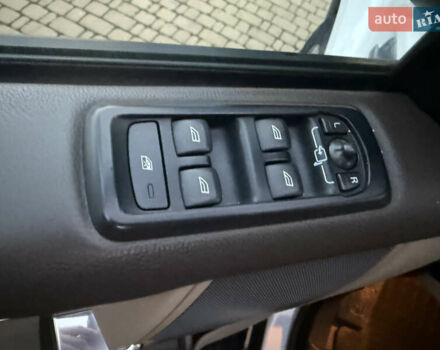 Белый Ленд Ровер Дискавери, объемом двигателя 3 л и пробегом 190 тыс. км за 19000 $, фото 15 на Automoto.ua