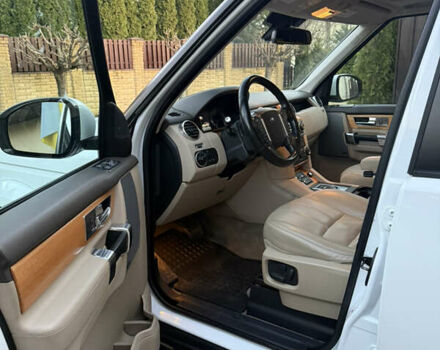 Белый Ленд Ровер Дискавери, объемом двигателя 3 л и пробегом 190 тыс. км за 19000 $, фото 10 на Automoto.ua