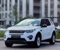 Білий Ленд Ровер Діскавері, об'ємом двигуна 2.2 л та пробігом 130 тис. км за 19900 $, фото 5 на Automoto.ua