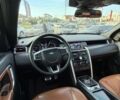 Білий Ленд Ровер Діскавері, об'ємом двигуна 2 л та пробігом 154 тис. км за 18877 $, фото 13 на Automoto.ua