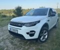 Білий Ленд Ровер Діскавері, об'ємом двигуна 2.2 л та пробігом 117 тис. км за 17438 $, фото 2 на Automoto.ua