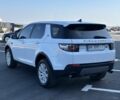 Білий Ленд Ровер Діскавері, об'ємом двигуна 2 л та пробігом 173 тис. км за 14200 $, фото 4 на Automoto.ua