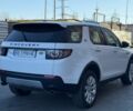 Білий Ленд Ровер Діскавері, об'ємом двигуна 2.2 л та пробігом 197 тис. км за 25000 $, фото 4 на Automoto.ua