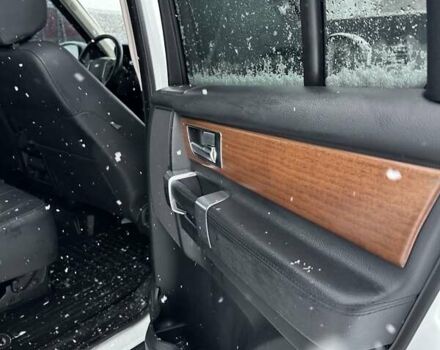 Белый Ленд Ровер Дискавери, объемом двигателя 3 л и пробегом 180 тыс. км за 19999 $, фото 21 на Automoto.ua