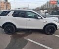 Білий Ленд Ровер Діскавері, об'ємом двигуна 2 л та пробігом 140 тис. км за 14537 $, фото 1 на Automoto.ua