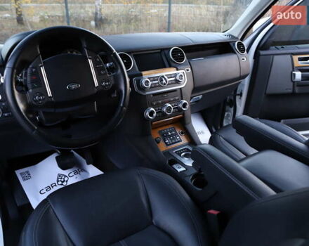 Белый Ленд Ровер Дискавери, объемом двигателя 3 л и пробегом 192 тыс. км за 18899 $, фото 95 на Automoto.ua