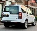 Білий Ленд Ровер Діскавері, об'ємом двигуна 3 л та пробігом 160 тис. км за 21000 $, фото 12 на Automoto.ua