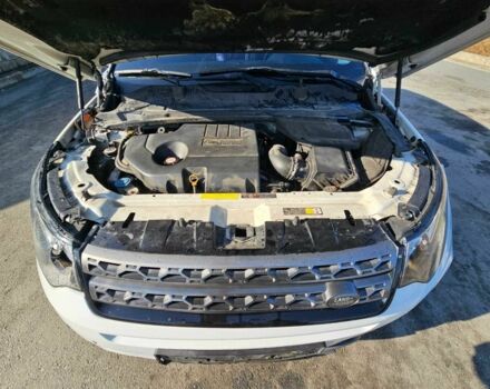 Білий Ленд Ровер Діскавері, об'ємом двигуна 2 л та пробігом 193 тис. км за 5600 $, фото 5 на Automoto.ua