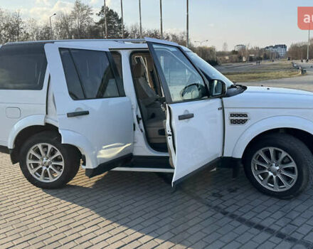Белый Ленд Ровер Дискавери, объемом двигателя 2.99 л и пробегом 170 тыс. км за 25000 $, фото 2 на Automoto.ua