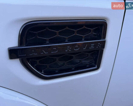 Белый Ленд Ровер Дискавери, объемом двигателя 3 л и пробегом 210 тыс. км за 19500 $, фото 26 на Automoto.ua