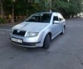 Білий Ленд Ровер Діскавері, об'ємом двигуна 2 л та пробігом 142 тис. км за 13625 $, фото 8 на Automoto.ua