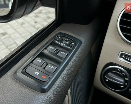 Белый Ленд Ровер Дискавери, объемом двигателя 2.99 л и пробегом 170 тыс. км за 24000 $, фото 19 на Automoto.ua