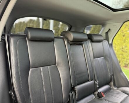 Білий Ленд Ровер Діскавері, об'ємом двигуна 2 л та пробігом 158 тис. км за 17200 $, фото 18 на Automoto.ua