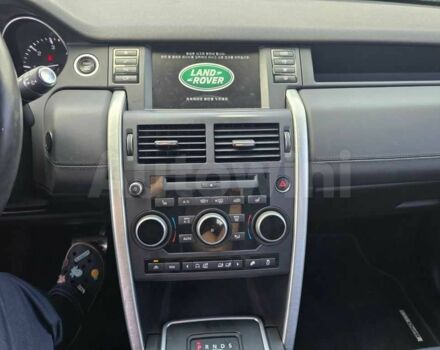 Білий Ленд Ровер Діскавері, об'ємом двигуна 0 л та пробігом 67 тис. км за 12500 $, фото 7 на Automoto.ua
