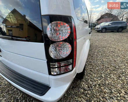 Білий Ленд Ровер Діскавері, об'ємом двигуна 2.99 л та пробігом 140 тис. км за 23999 $, фото 38 на Automoto.ua