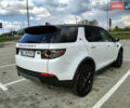 Білий Ленд Ровер Діскавері, об'ємом двигуна 2 л та пробігом 123 тис. км за 17200 $, фото 2 на Automoto.ua