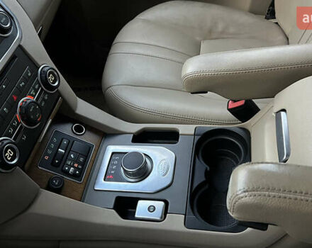 Белый Ленд Ровер Дискавери, объемом двигателя 2.99 л и пробегом 170 тыс. км за 24000 $, фото 21 на Automoto.ua