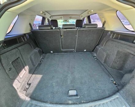 Білий Ленд Ровер Діскавері, об'ємом двигуна 2 л та пробігом 193 тис. км за 5600 $, фото 4 на Automoto.ua