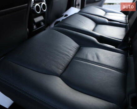 Белый Ленд Ровер Дискавери, объемом двигателя 3 л и пробегом 192 тыс. км за 18899 $, фото 94 на Automoto.ua