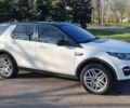 Білий Ленд Ровер Діскавері, об'ємом двигуна 2 л та пробігом 170 тис. км за 17000 $, фото 7 на Automoto.ua