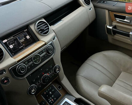 Белый Ленд Ровер Дискавери, объемом двигателя 2.99 л и пробегом 170 тыс. км за 24000 $, фото 22 на Automoto.ua