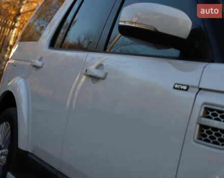 Белый Ленд Ровер Дискавери, объемом двигателя 3 л и пробегом 192 тыс. км за 18899 $, фото 43 на Automoto.ua