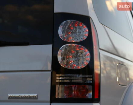 Белый Ленд Ровер Дискавери, объемом двигателя 3 л и пробегом 192 тыс. км за 18899 $, фото 57 на Automoto.ua