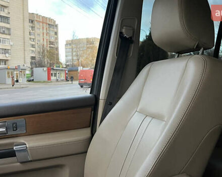 Белый Ленд Ровер Дискавери, объемом двигателя 2.99 л и пробегом 170 тыс. км за 24000 $, фото 16 на Automoto.ua