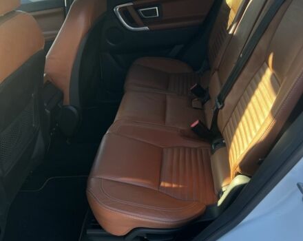 Білий Ленд Ровер Діскавері, об'ємом двигуна 2 л та пробігом 174 тис. км за 14500 $, фото 6 на Automoto.ua