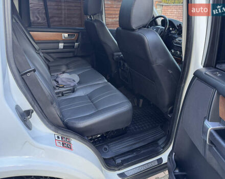 Белый Ленд Ровер Дискавери, объемом двигателя 3 л и пробегом 210 тыс. км за 19500 $, фото 28 на Automoto.ua