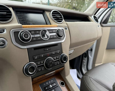 Белый Ленд Ровер Дискавери, объемом двигателя 3 л и пробегом 180 тыс. км за 19850 $, фото 67 на Automoto.ua