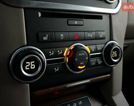 Белый Ленд Ровер Дискавери, объемом двигателя 2.99 л и пробегом 170 тыс. км за 21900 $, фото 14 на Automoto.ua